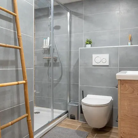 Apartment The Iconic Terrace