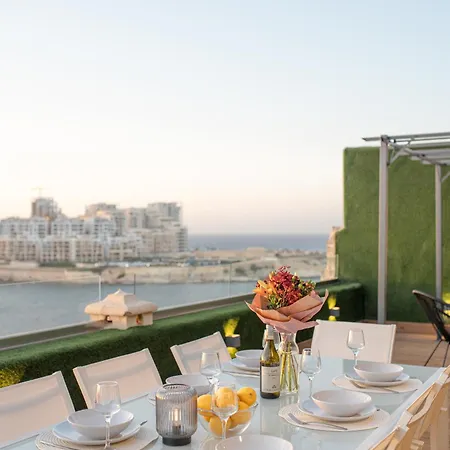 The Iconic Terrace Apartment