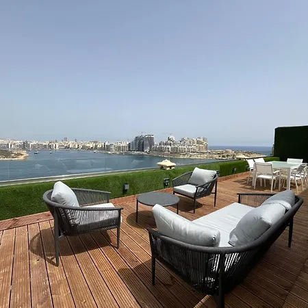 The Iconic Terrace Appartement *