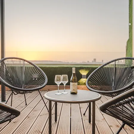 The Iconic Terrace Appartement *