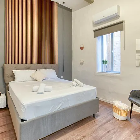 The Iconic Terrace * La Valette