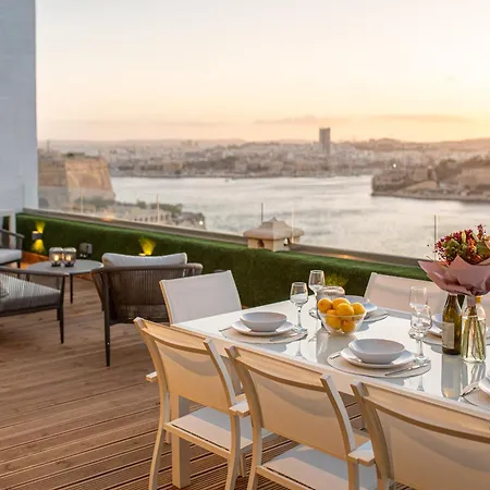 Apartment The Iconic Terrace