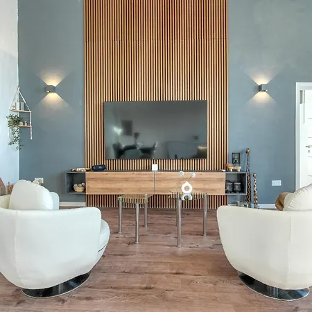 The Iconic Terrace * La Valette