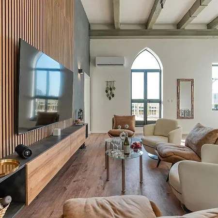 The Iconic Terrace *