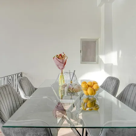 The Iconic Terrace *