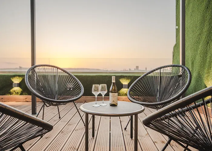 The Iconic Terrace Apartment *