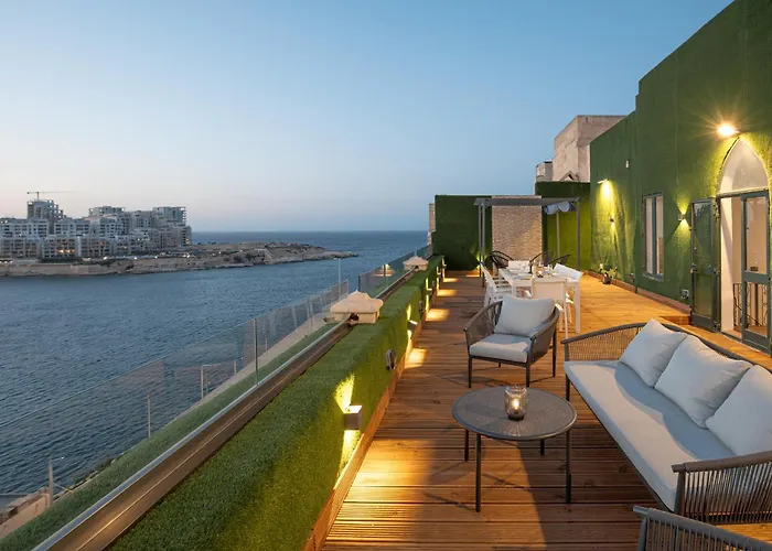 Apartment The Iconic Terrace