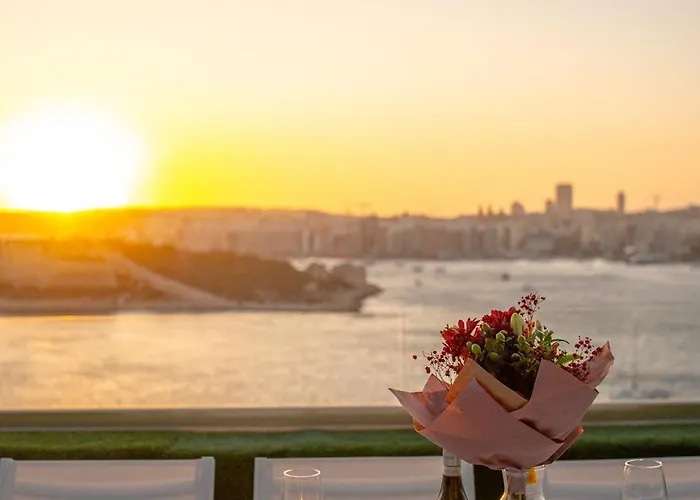 The Iconic Terrace *