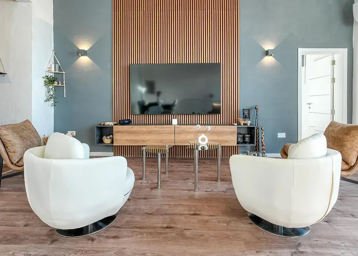 The Iconic Terrace * バレッタ