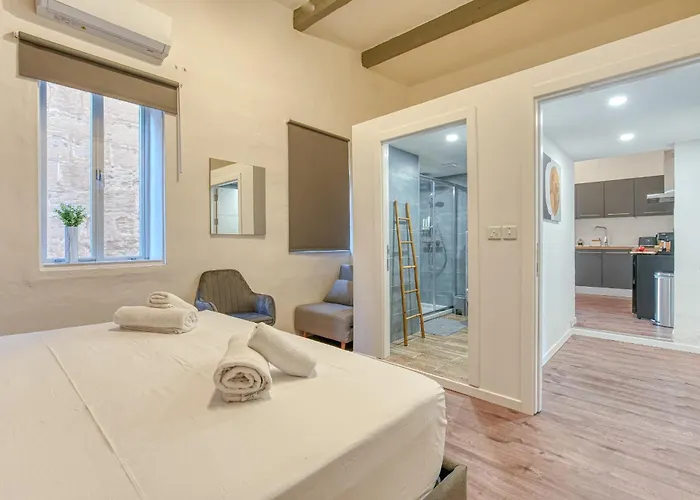 The Iconic Terrace * Valletta