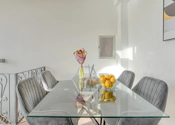 The Iconic Terrace *